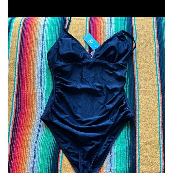 NWT Cupshe Black Rouged One Piece Swimsuit - Picture 1 of 7